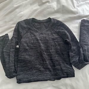 Lululemon long sleeve. Size 0.